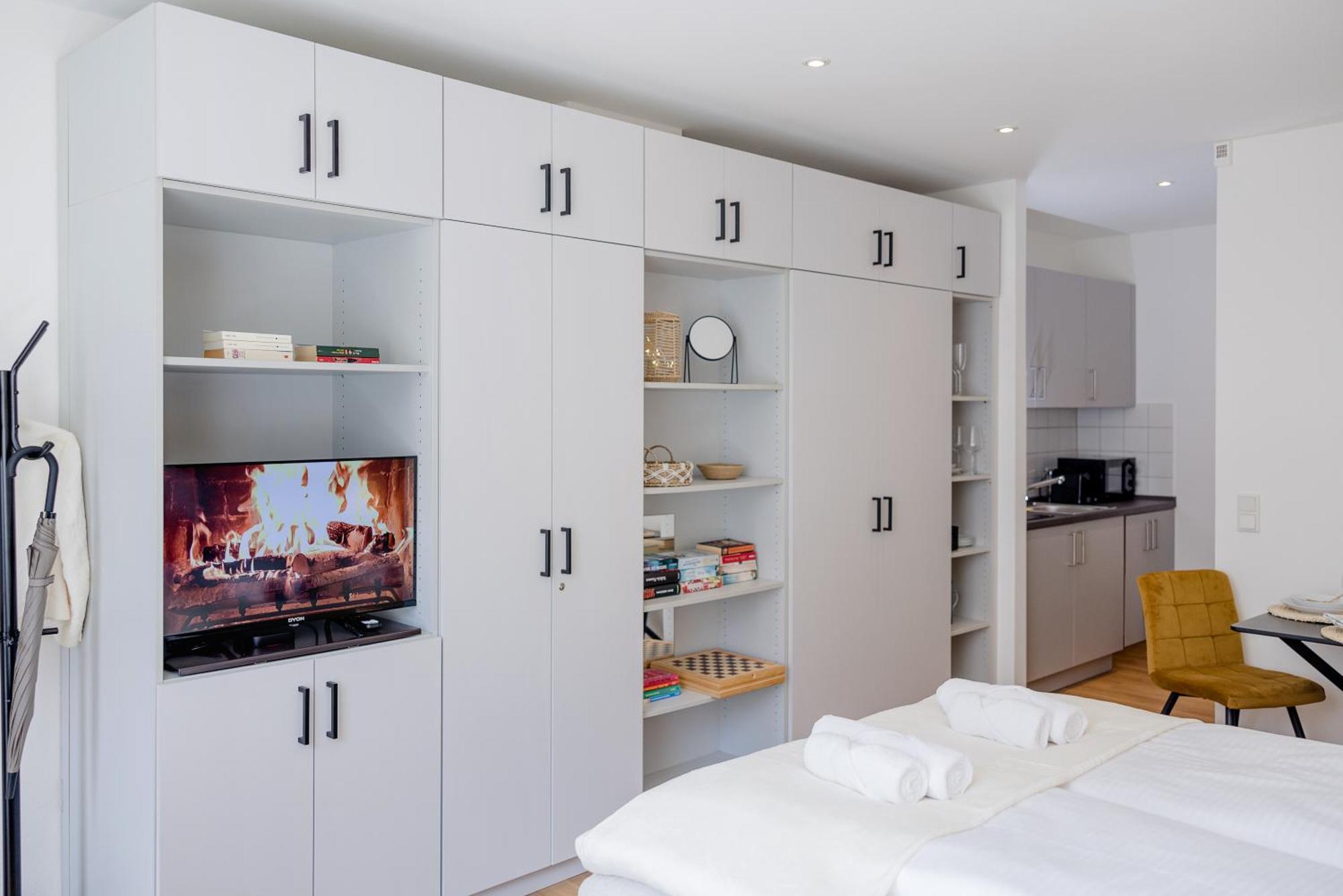 Lumen Homes - Altstadt-studio Direkt Im Zentrum, Kueche, Netflix, Oeffentlicher Parkplatz Ums Eck