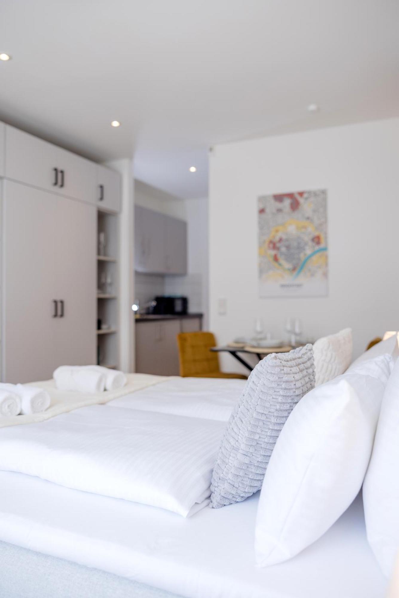 Lumen Homes - Altstadt-studio Direkt Im Zentrum, Kueche, Netflix, Oeffentlicher Parkplatz Ums Eck Apartment